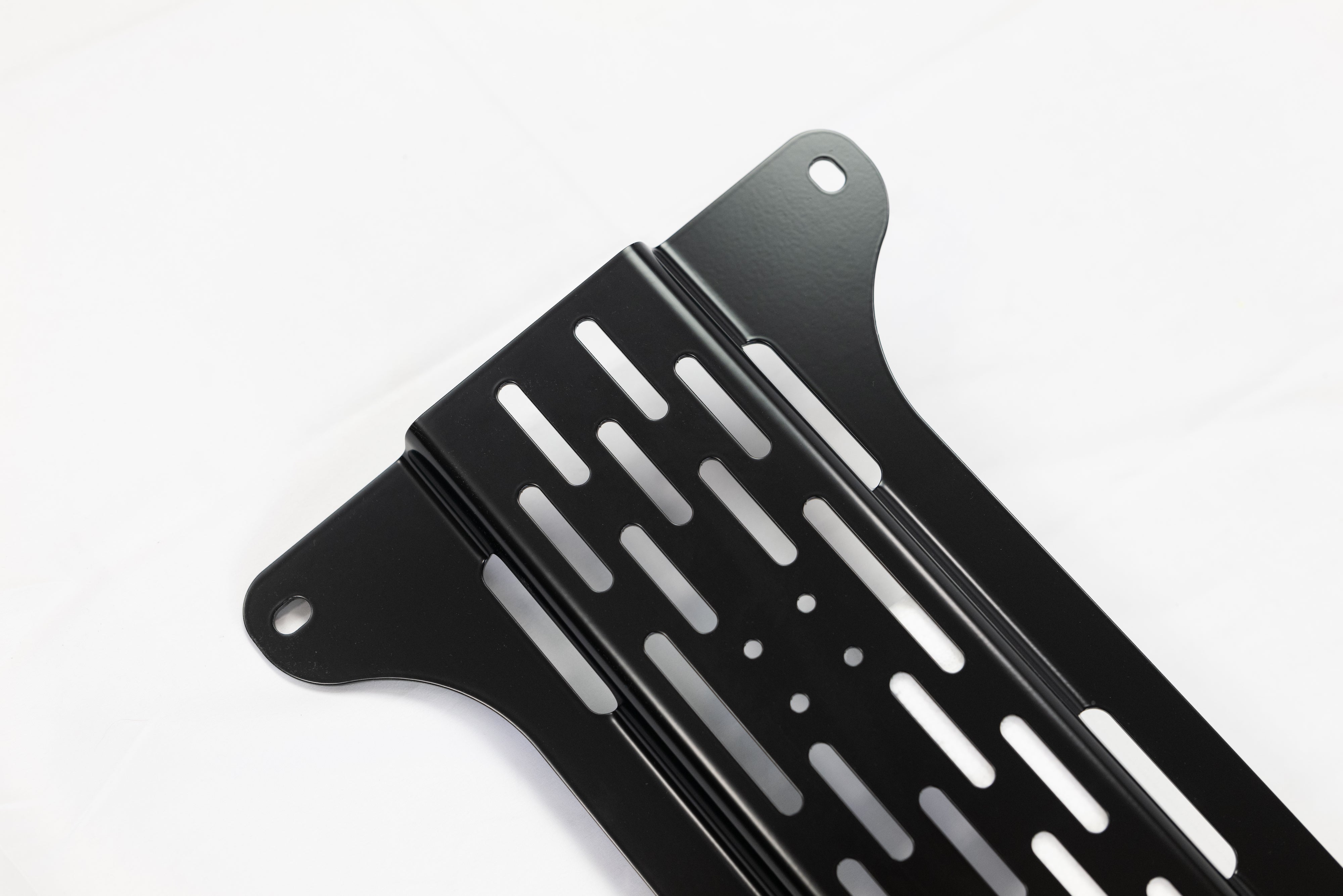 Overland Kitted MAXTRAX Mini Plate Mounting Gear Overland Kitted- Adventure Imports
