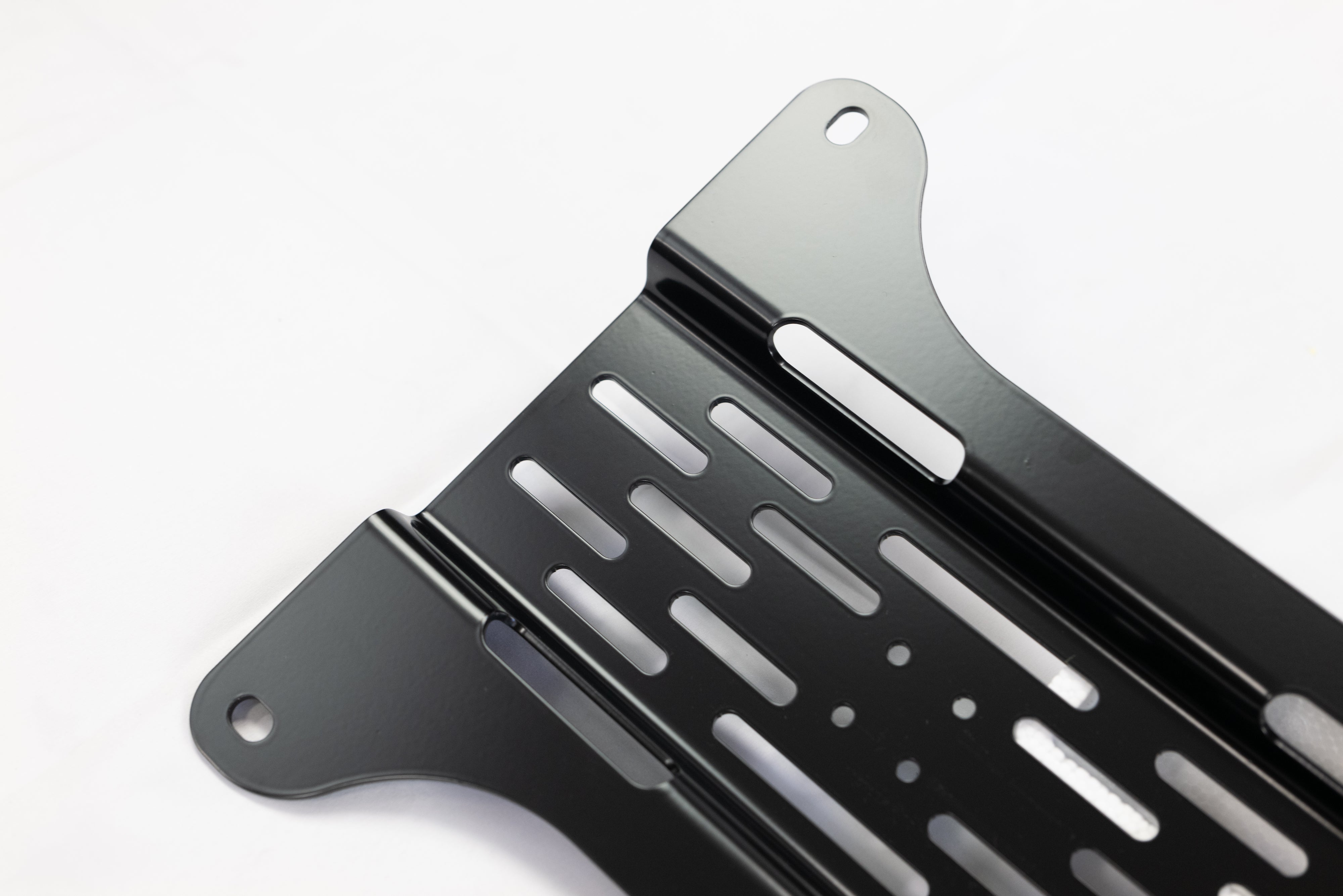 Overland Kitted MAXTRAX Mini Plate Mounting Gear Overland Kitted- Adventure Imports